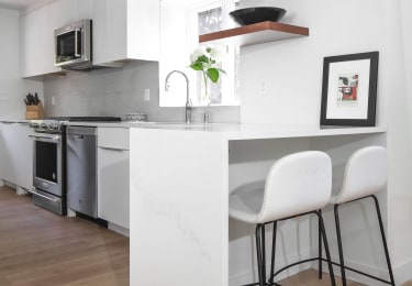 Renovated Mid-Century Modern Cottage